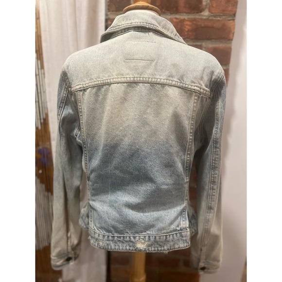 BLANKNYC Denim Light Wash Distressed Jean Jacket M - Picture 7 of 11